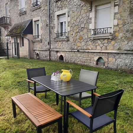Grand Appartement Avec Jardin Bretenoux Exterior photo