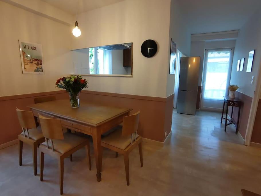 Grand Appartement Avec Jardin Bretenoux Exterior photo