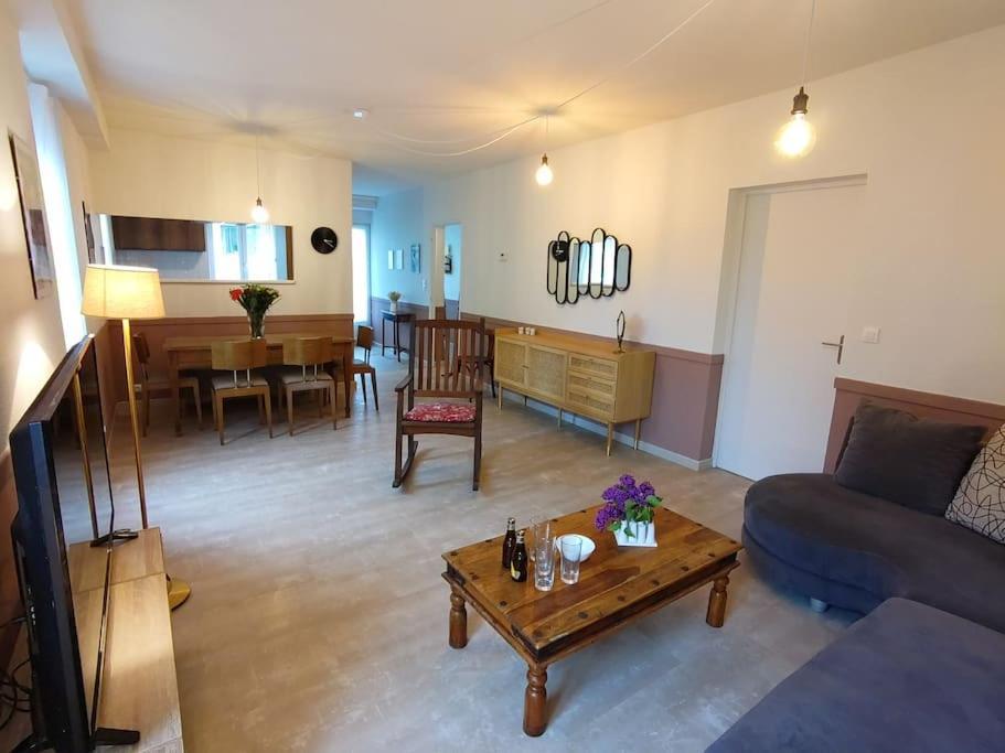 Grand Appartement Avec Jardin Bretenoux Exterior photo